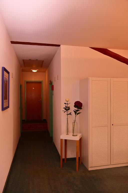 Hotel-Rotisserie La Tour Rouge ديلمونت المظهر الخارجي الصورة