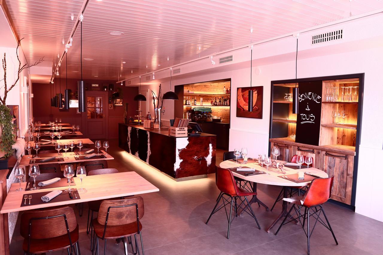 Hotel-Rotisserie La Tour Rouge ديلمونت المظهر الخارجي الصورة